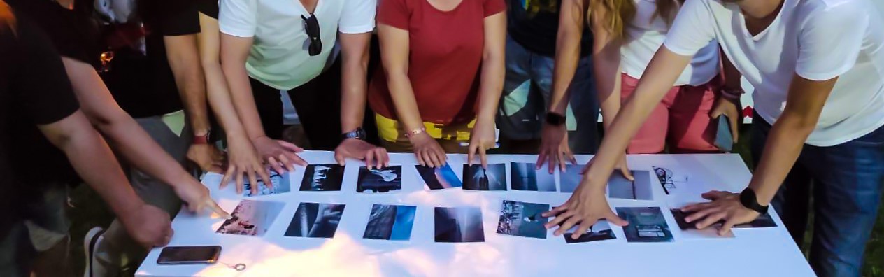 Nil&uuml;fer&rsquo;de Fotoğrafın İzinde: Viz&ouml;r Grubu&rsquo;ndan İnteraktif Sergi ve S&ouml;yleşi
