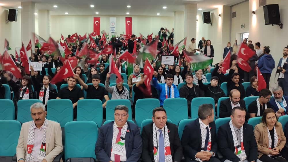 Soykırımın 2’nci yılında Gazzeli masumlar unutulmadı