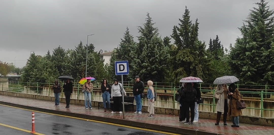 Tekirdağ’da tabela var, durak yok: Vatandaş tepkili