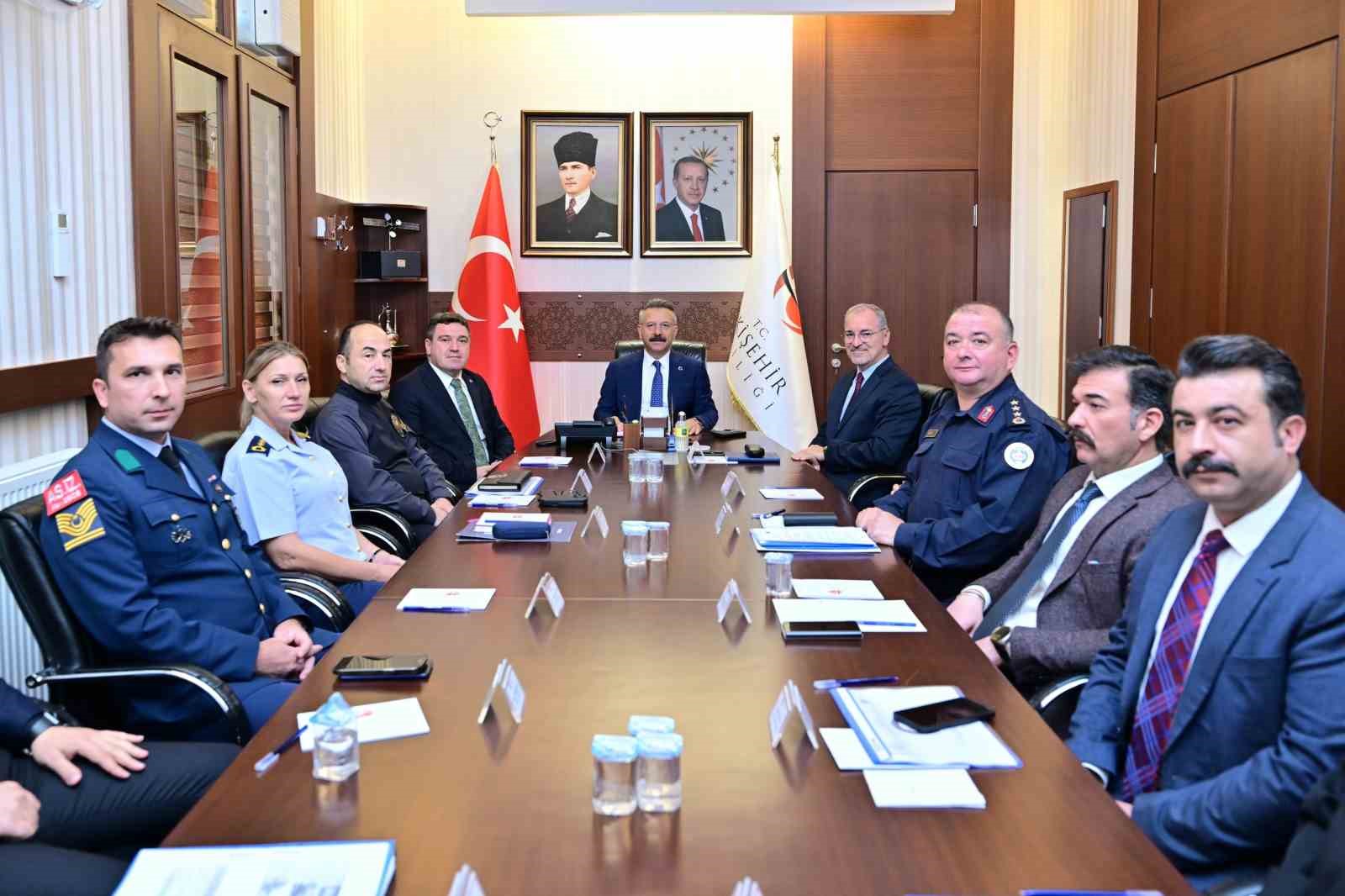 İl G&uuml;venlik ve Asayiş Koordinasyon Toplantısı ger&ccedil;ekleştirildi
