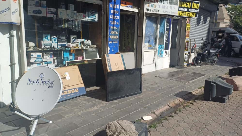 İnternet çanak anten kullanımını azalttı ancak bitiremedi