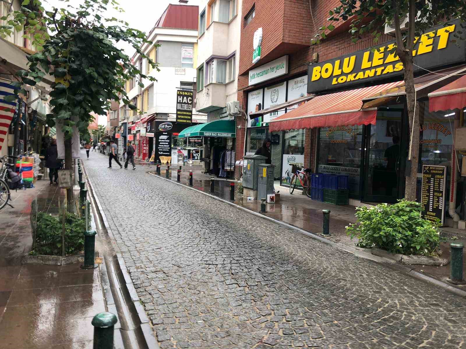 Eskişehir’de sağanak yağış etkili oldu