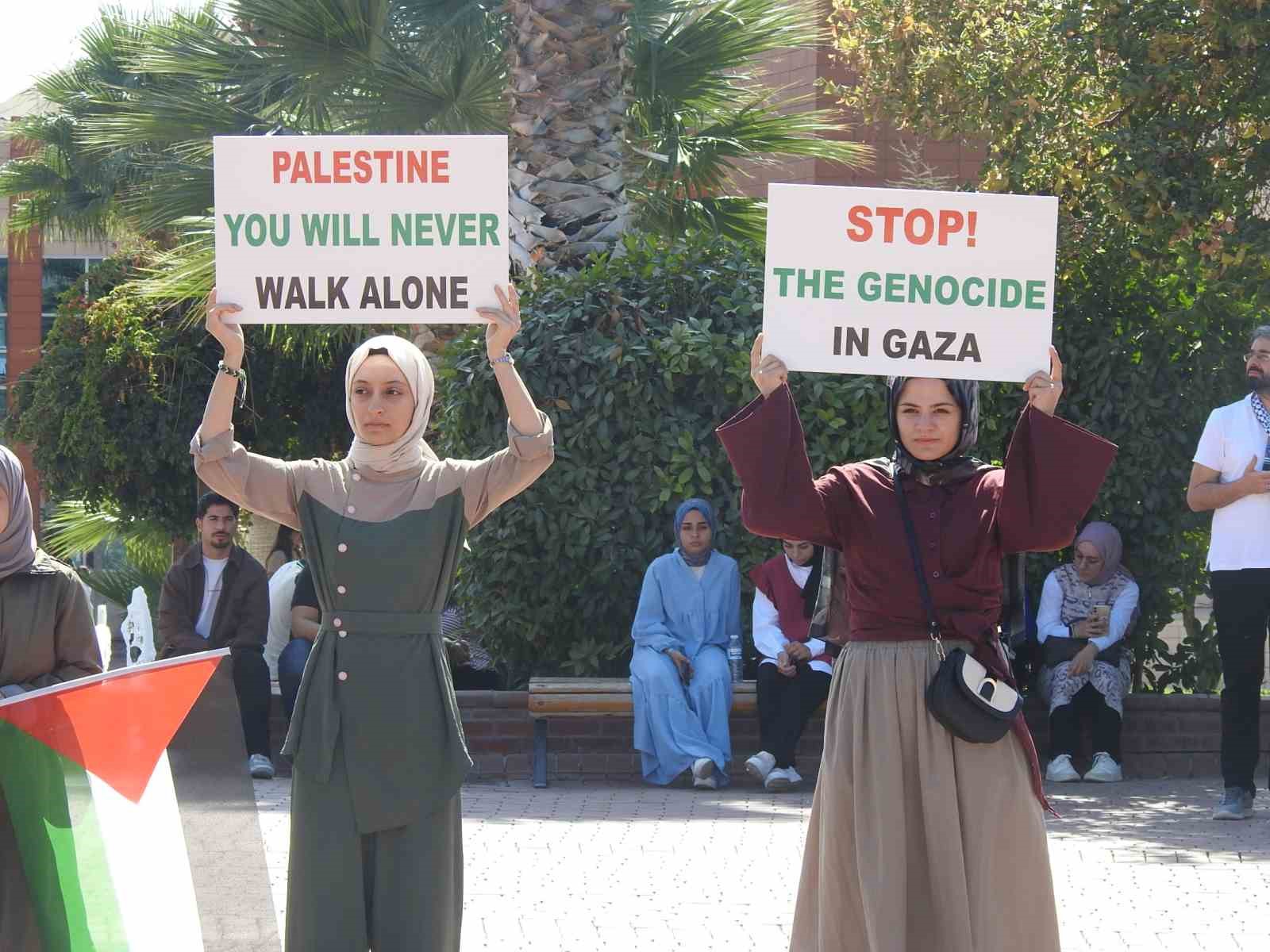 Üniversite öğrencilerinden Gazze’ye destek