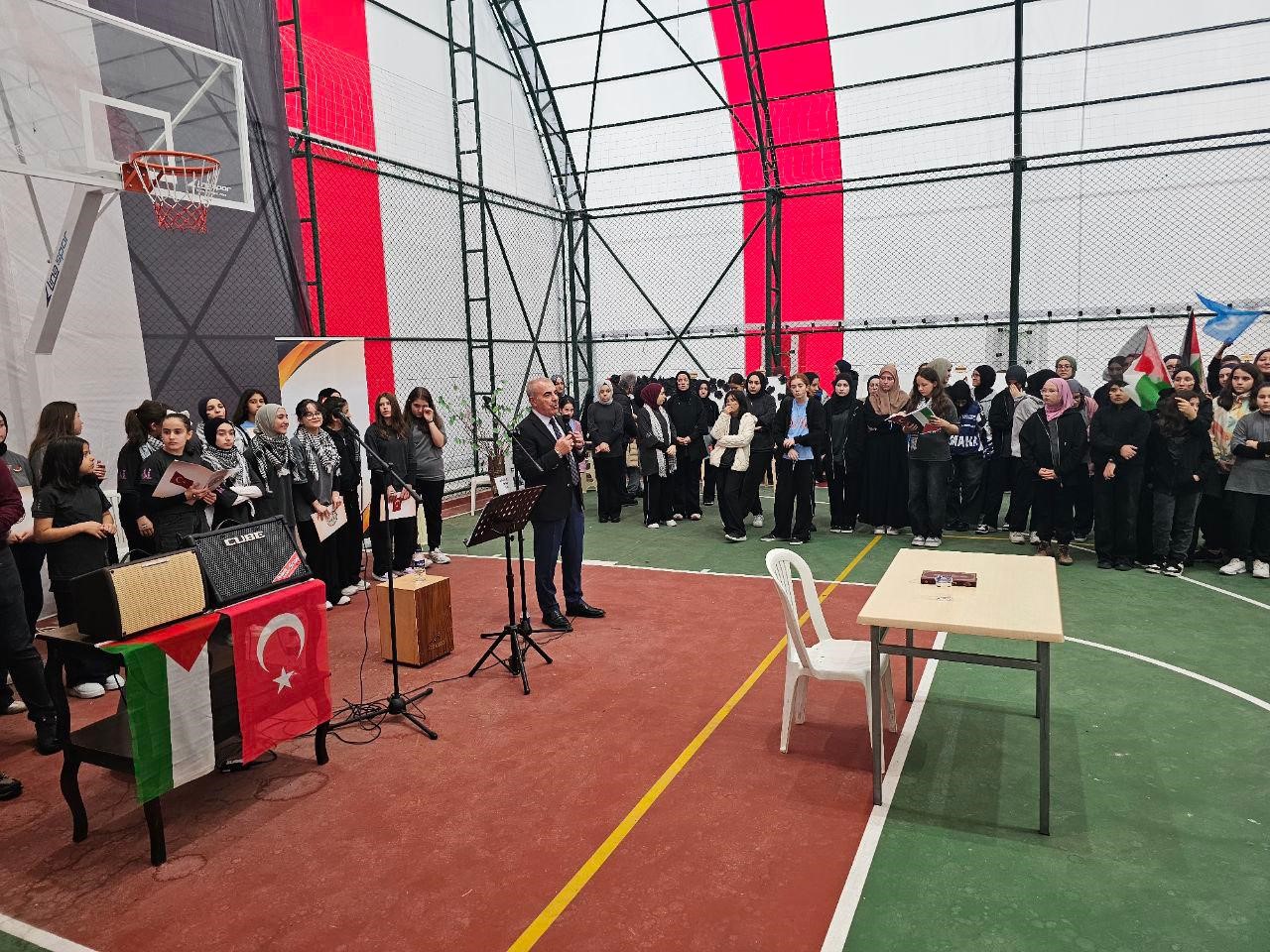 Balıkesirli &ouml;ğrencilerden Filistin ve Gazze&rsquo;ye destek
