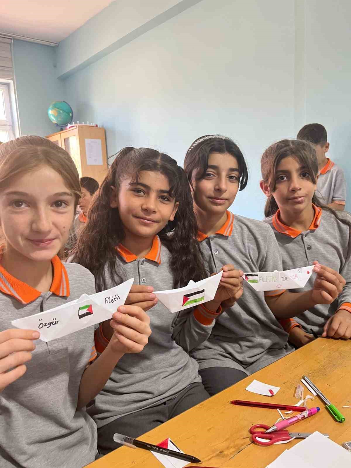 Gercüş’te Gazze için farkındalık etkinliği