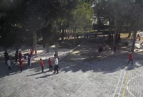 Burdur’da nefes borusuna simit takılan öğrenciye, öğretmenden Heimlich manevrası