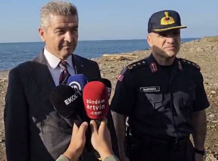 Vali Ergün: "Büyük ihtimal Rusya-Ukrayna Savaşı’ndan buraya gelen bir insansız deniz aracı; Ters dönmüş vaziyette olduğunu tahmin ediyoruz"