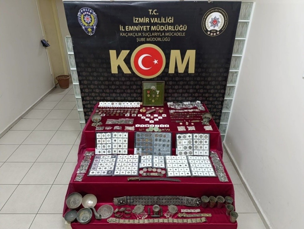 20 milyon liralık Osmanlı mirası, kaçakçıların elinden kurtarıldı