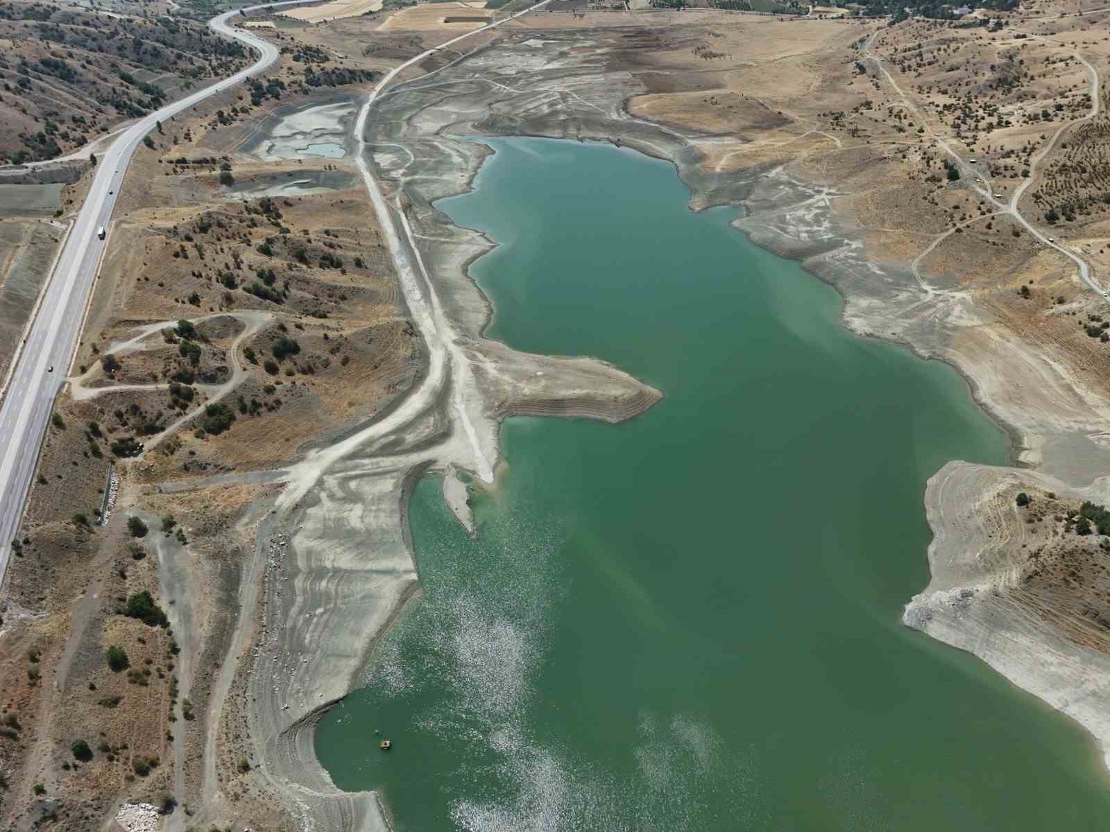 Çorum’da barajlar alarm veriyor: Doluluk oranı 3,49’a düştü