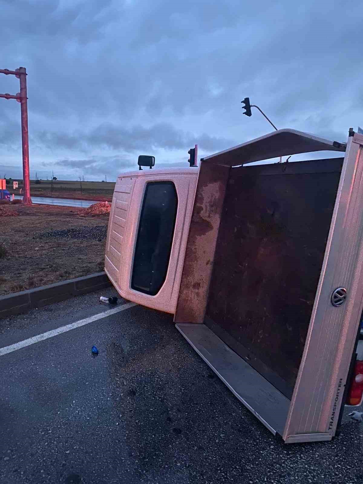 Kırklareli’nde kırmızı ışık ihlali kaza getirdi: 2 yaralı
