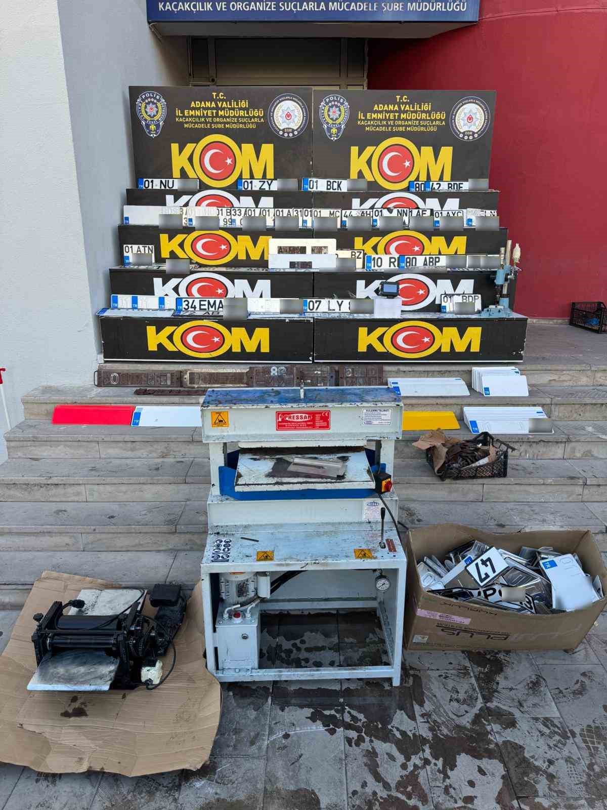 Adana&rsquo;da bin 166 bandrols&uuml;z plaka ele ge&ccedil;irildi
