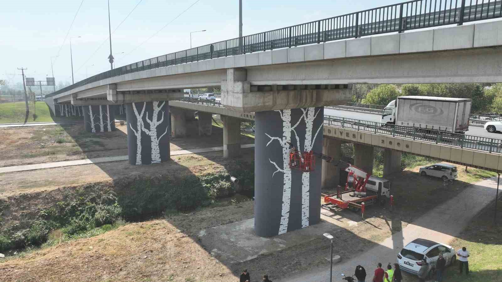 Bursa&rsquo;nın hazineleri duvarları güzelleştiriyor