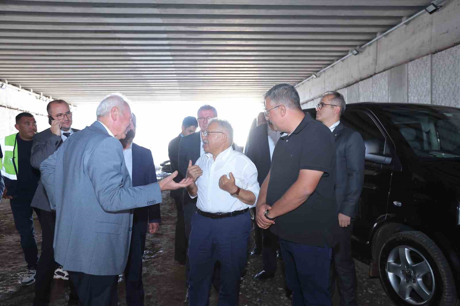 191 milyon 500 bin TL&rsquo;lik katlı kavşak Cumhuriyet Bayramı&rsquo;nda a&ccedil;ılacak
