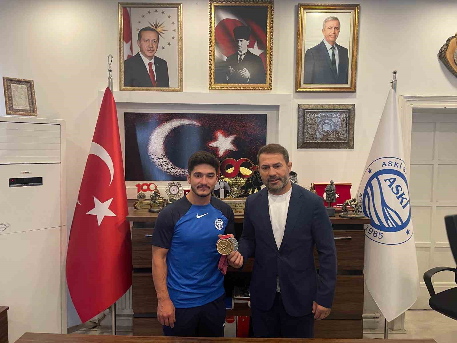 Muhammed Furkan Özbek: "Bu motivasyonu Los Angeles Olimpiyatları’na kadar devam ettireceğim"
