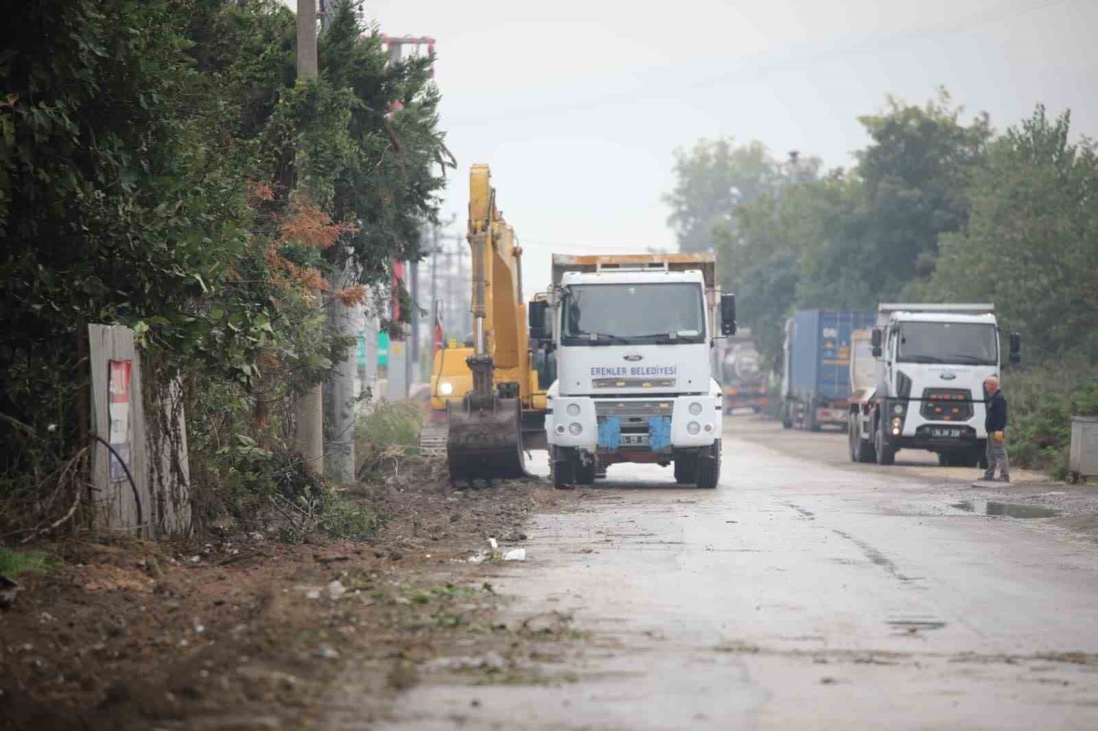 Erenler’de Kozluk Caddesi yeni yüzüne kavuşuyor