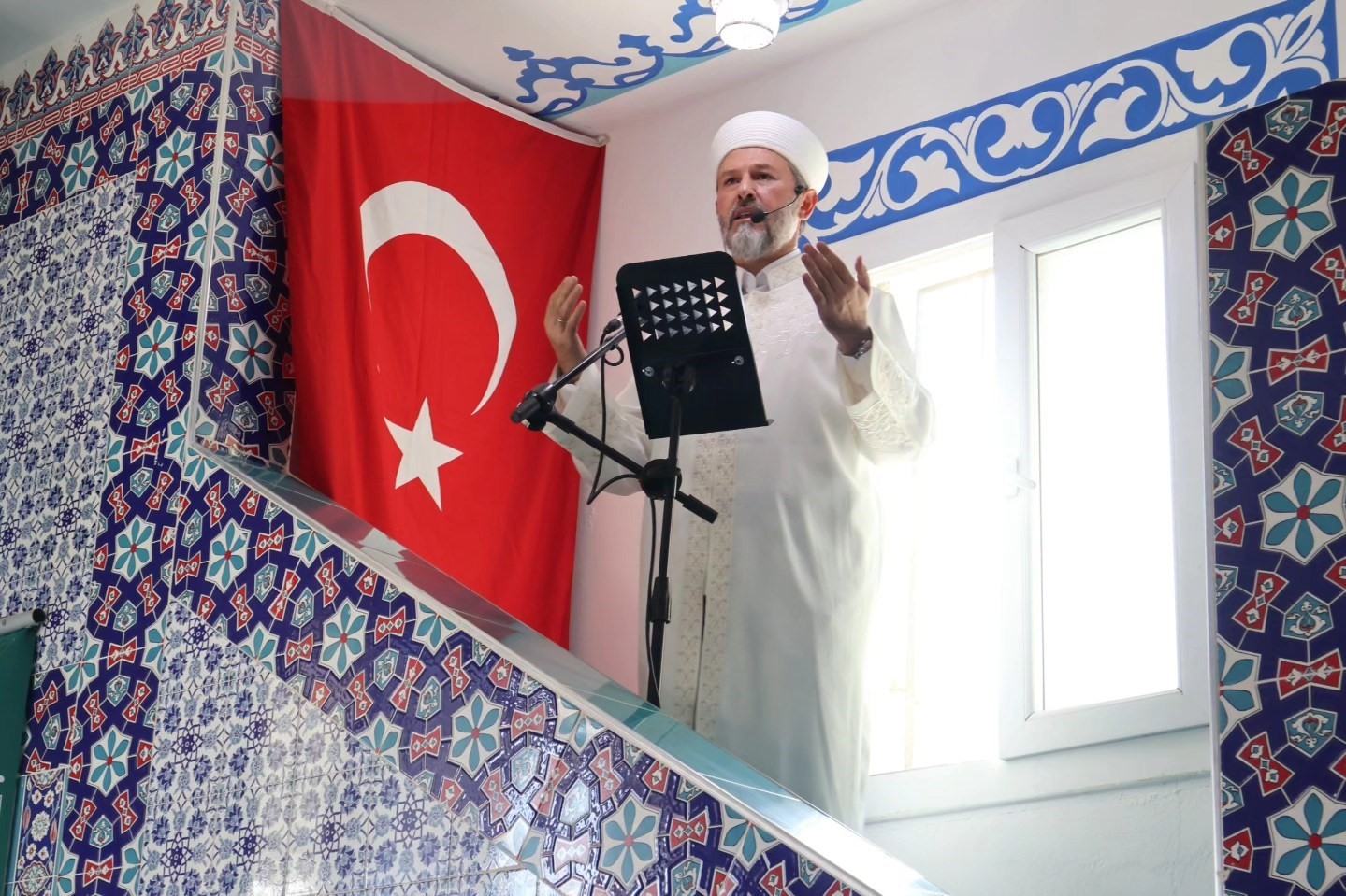 Hatay&rsquo;da depremin ardından 104. cami ibadete a&ccedil;ıldı
