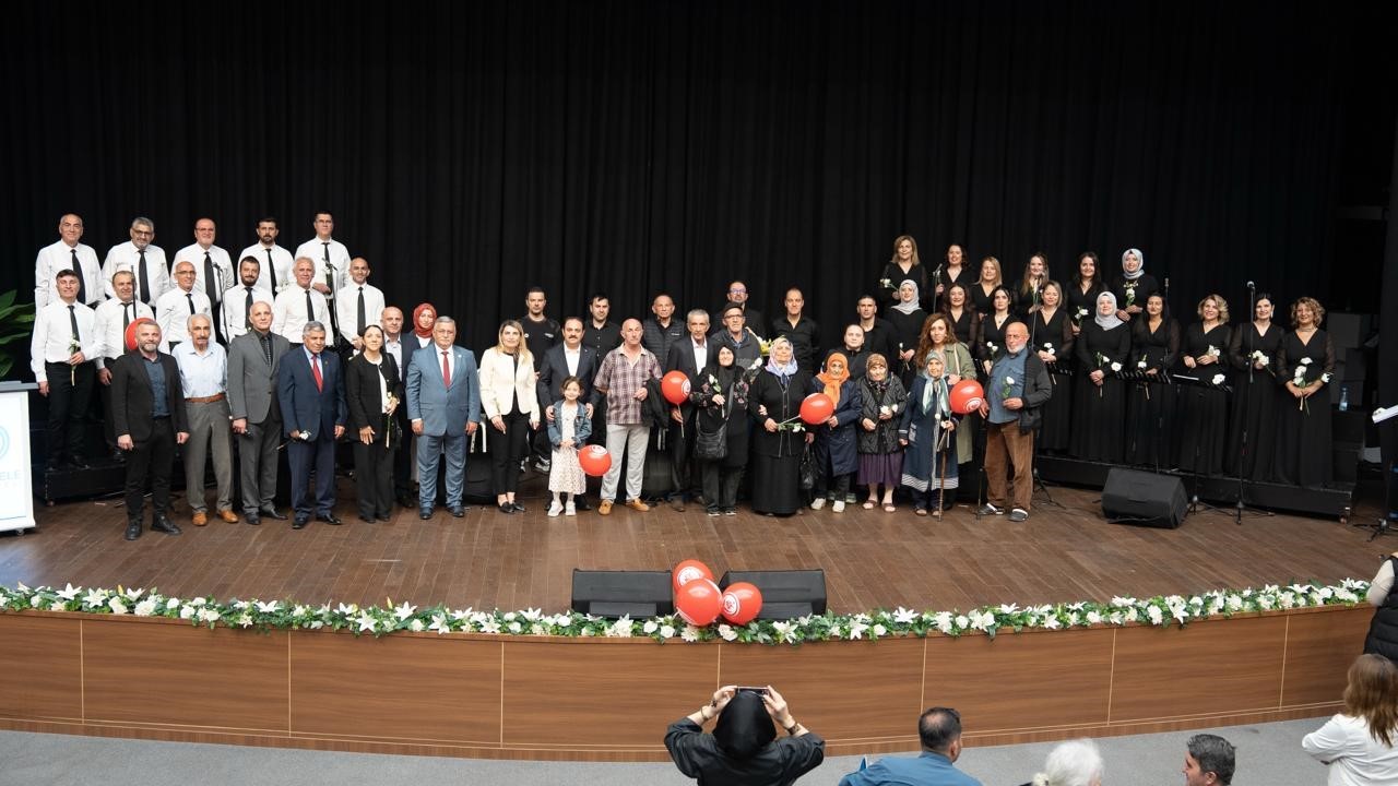 Dünya Yaşlılar Günü Başiskele’de coşkuyla kutlandı