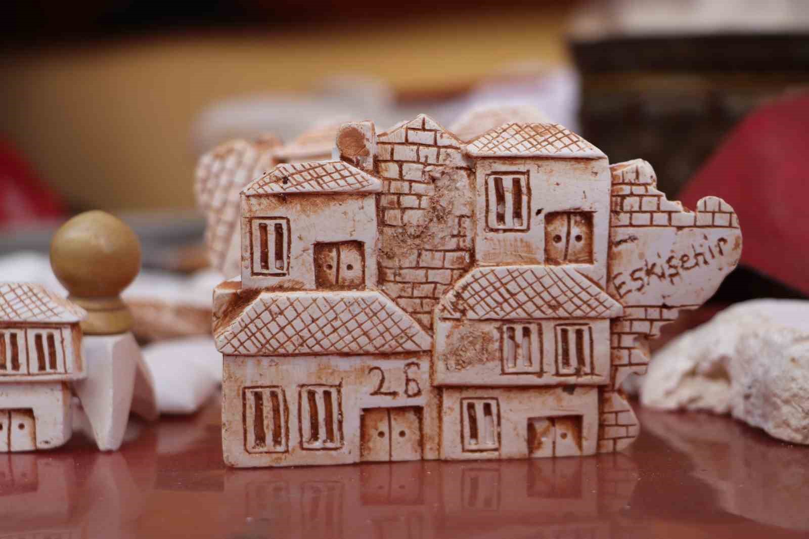 Sahtekârlar lüle taşına da el attı