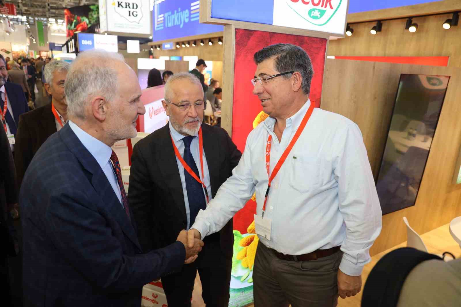 Türkiye’nin öncü piliç markalarından Gedik Piliç, ANUGA 2025’te yerini aldı