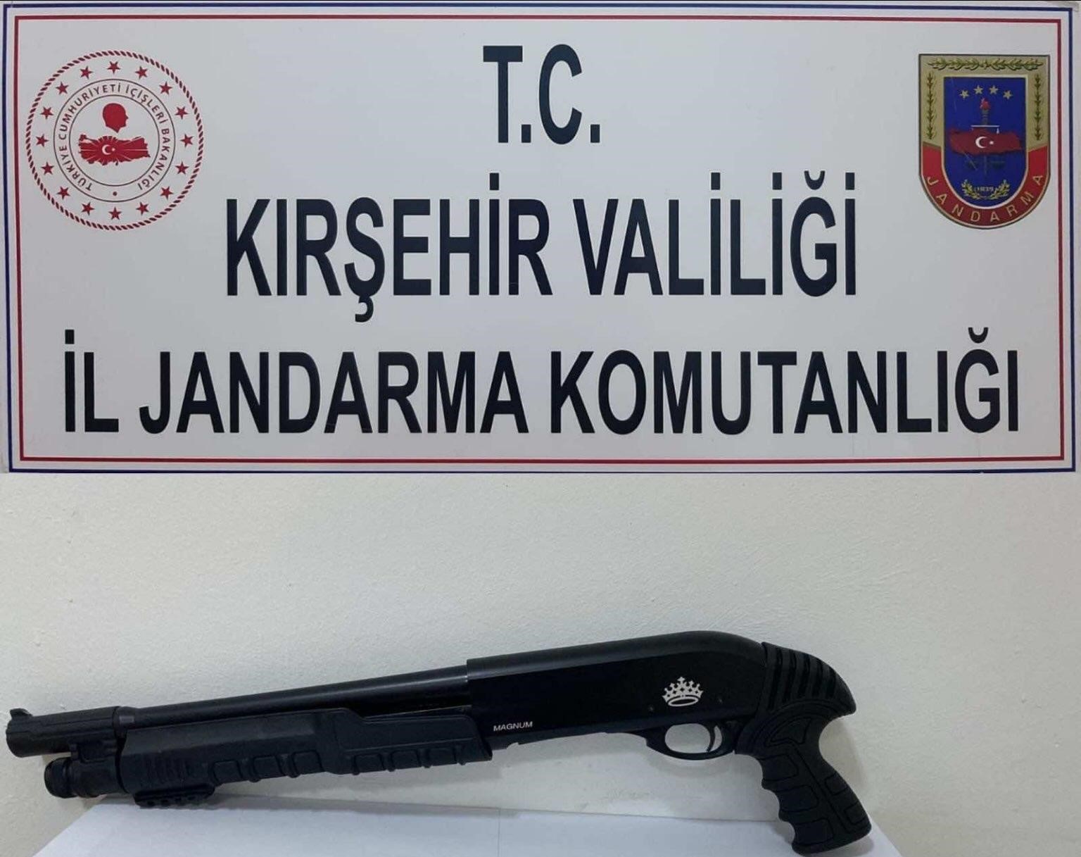 Kırşehir’de ruhsatsız tüfek operasyonu