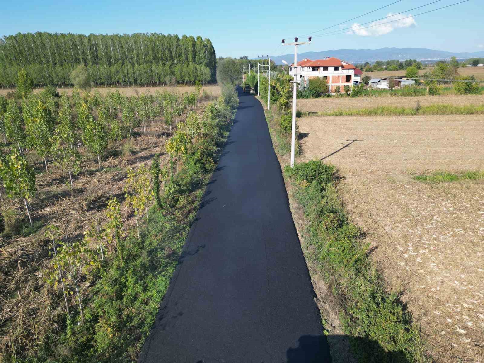 Akyazı&rsquo;nın iki &ouml;nemli g&uuml;zergahı yeni bir y&uuml;ze kavuştu
