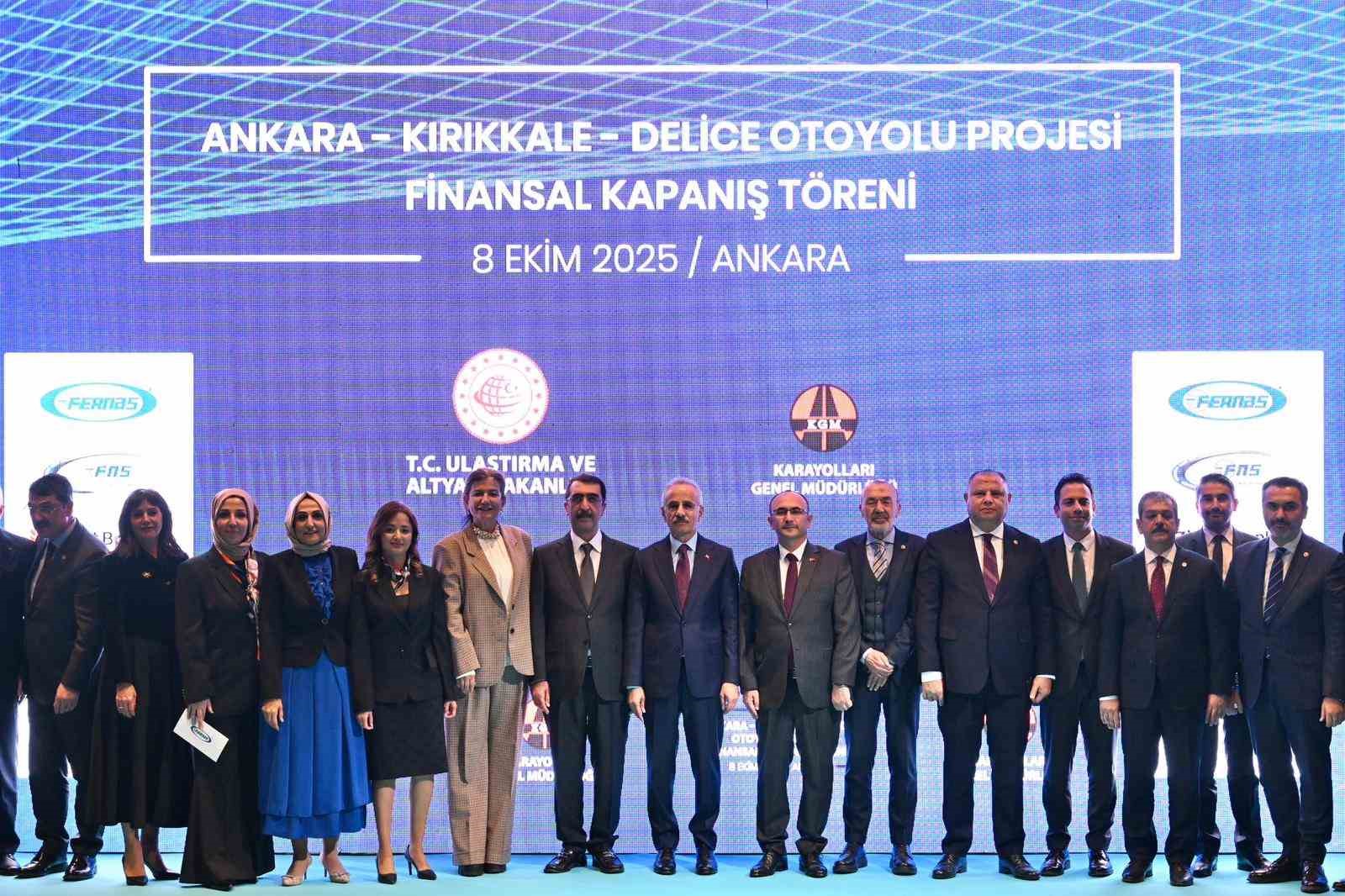 Bakan Uraloğlu: "(Ankara-Kırıkkale-Delice Otoyolu) Yıllık toplam 5,2 milyar lira tasarruf edeceğiz"