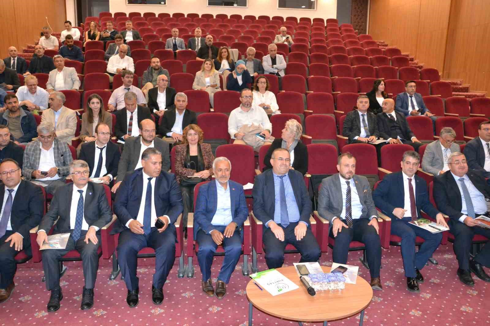 ’Gediz Havza Su Kurulu’ toplantısında su yönetimi ve kuraklık masaya yatırıldı