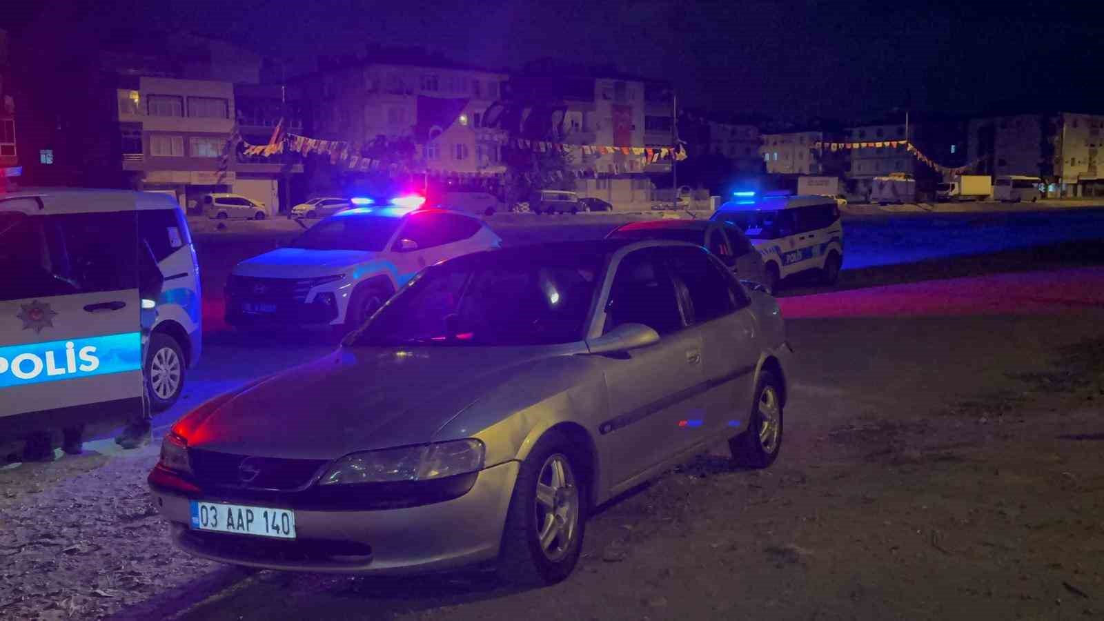 Ehliyetsiz s&uuml;r&uuml;c&uuml; polisten ka&ccedil;amadı
