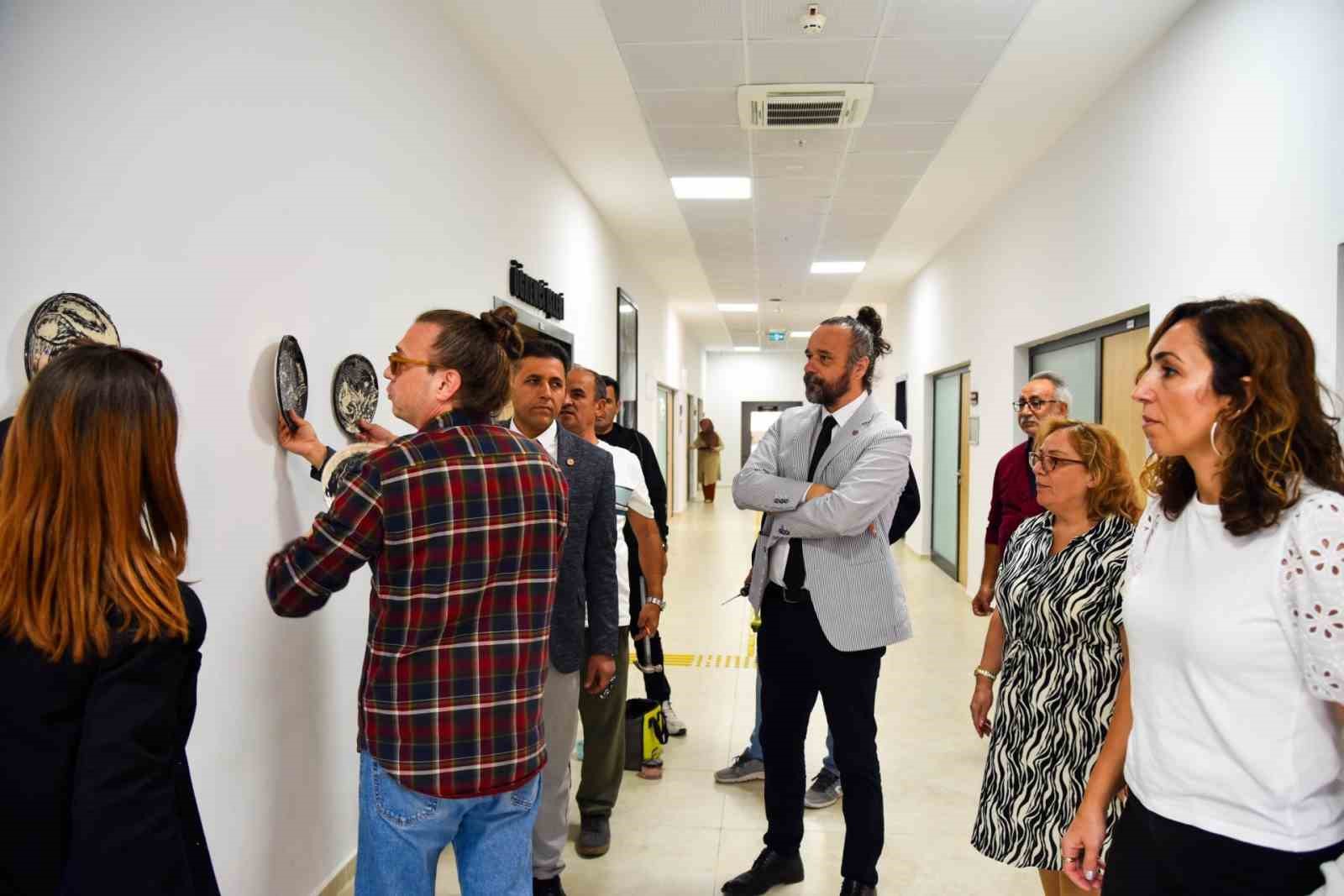 BŞE&Uuml;&rsquo;de sanat ve estetik buluştu
