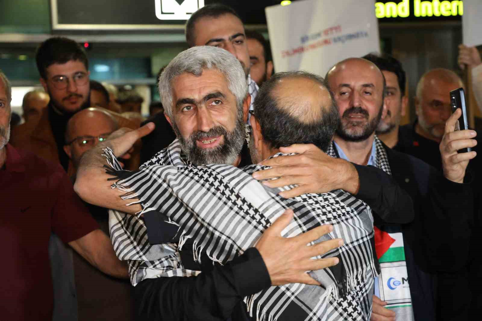 Gazze filosu aktivisti Akılotu: "İsrail’de Türk pasaportu taşıyan çifte vatandaşlar askerlik yapıyor"