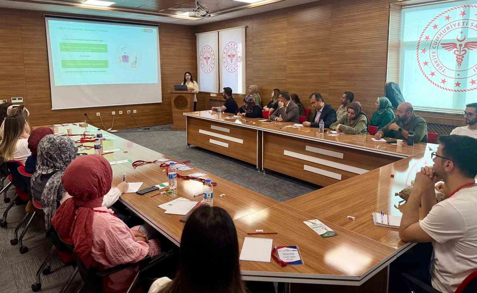 Mardin’de tütün bağımlılığı tedavisi eğitimi düzenlendi