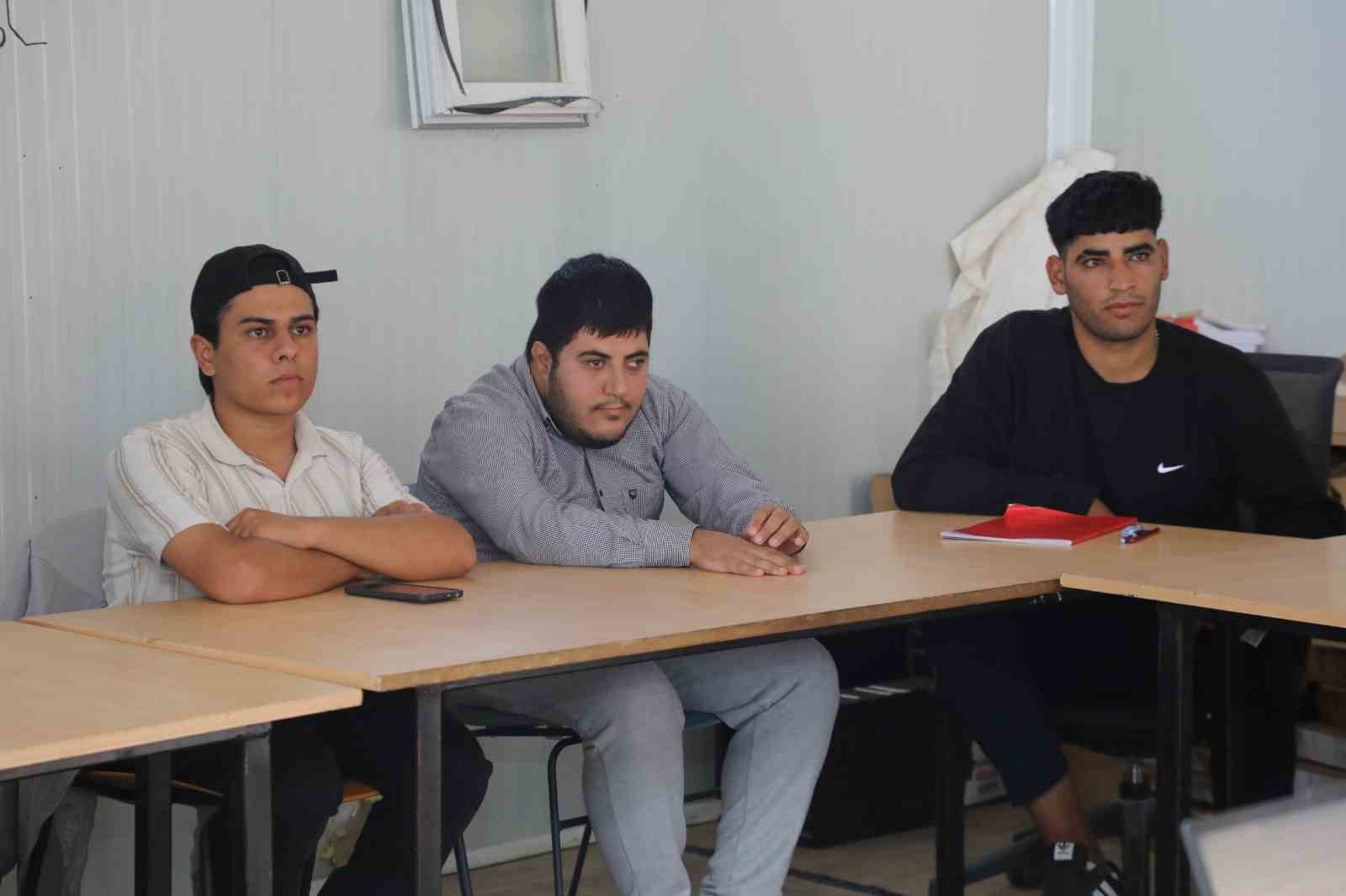 Hatay B&uuml;y&uuml;kşehir Belediyesi, &ouml;zel gereksinimli bireylere &ouml;n muhasebe kursu verecek
