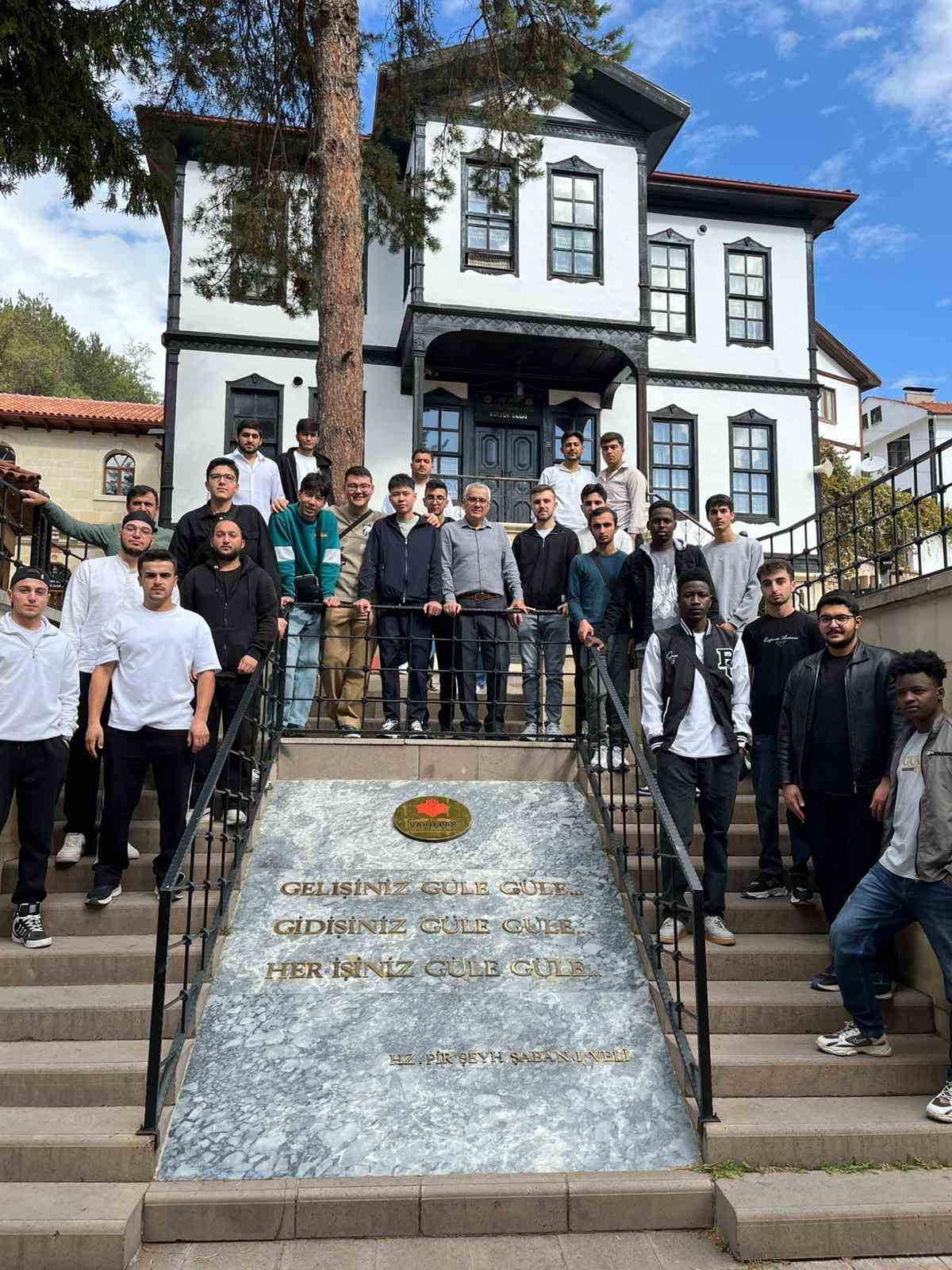 Üniversite öğrencileri Kastamonu’yu gezdi
