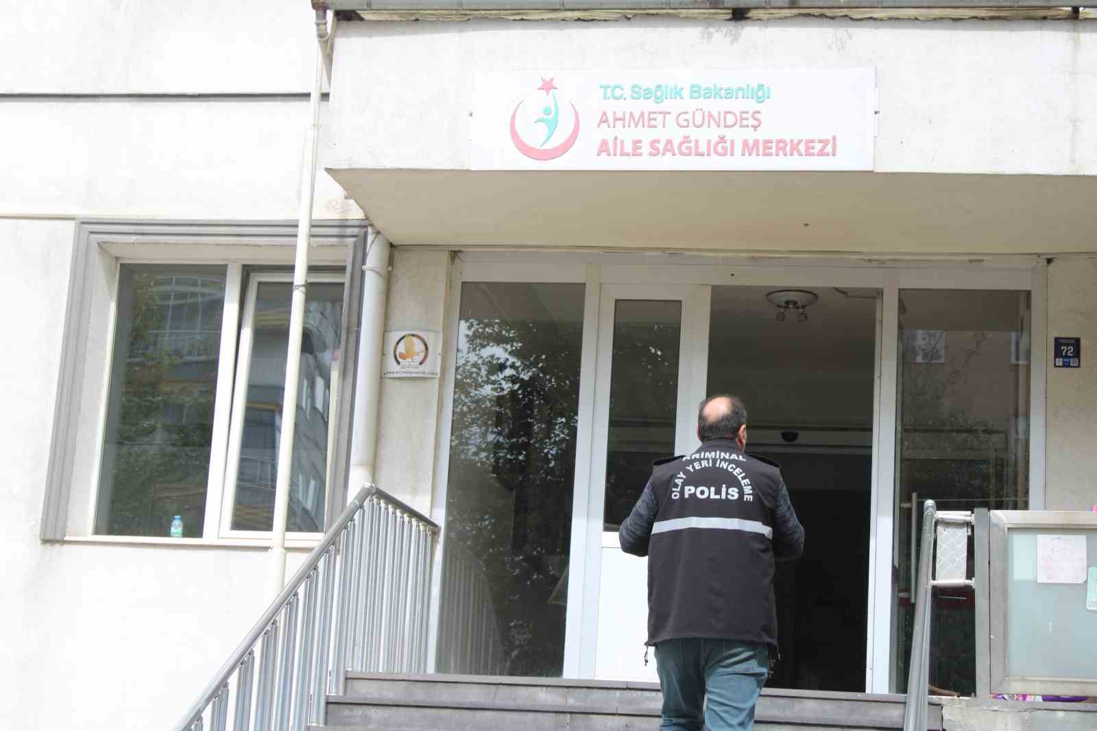 Kayseri&rsquo;de sağlık merkezinde sıra kavgası: 3 yaralı
