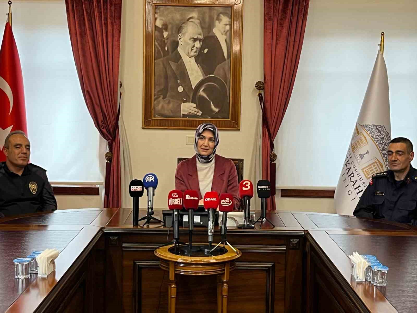 Afyonkarahisar’da bin 100 düğünde havaya ateş açan 75 kişi hakkında işlem yapıldı