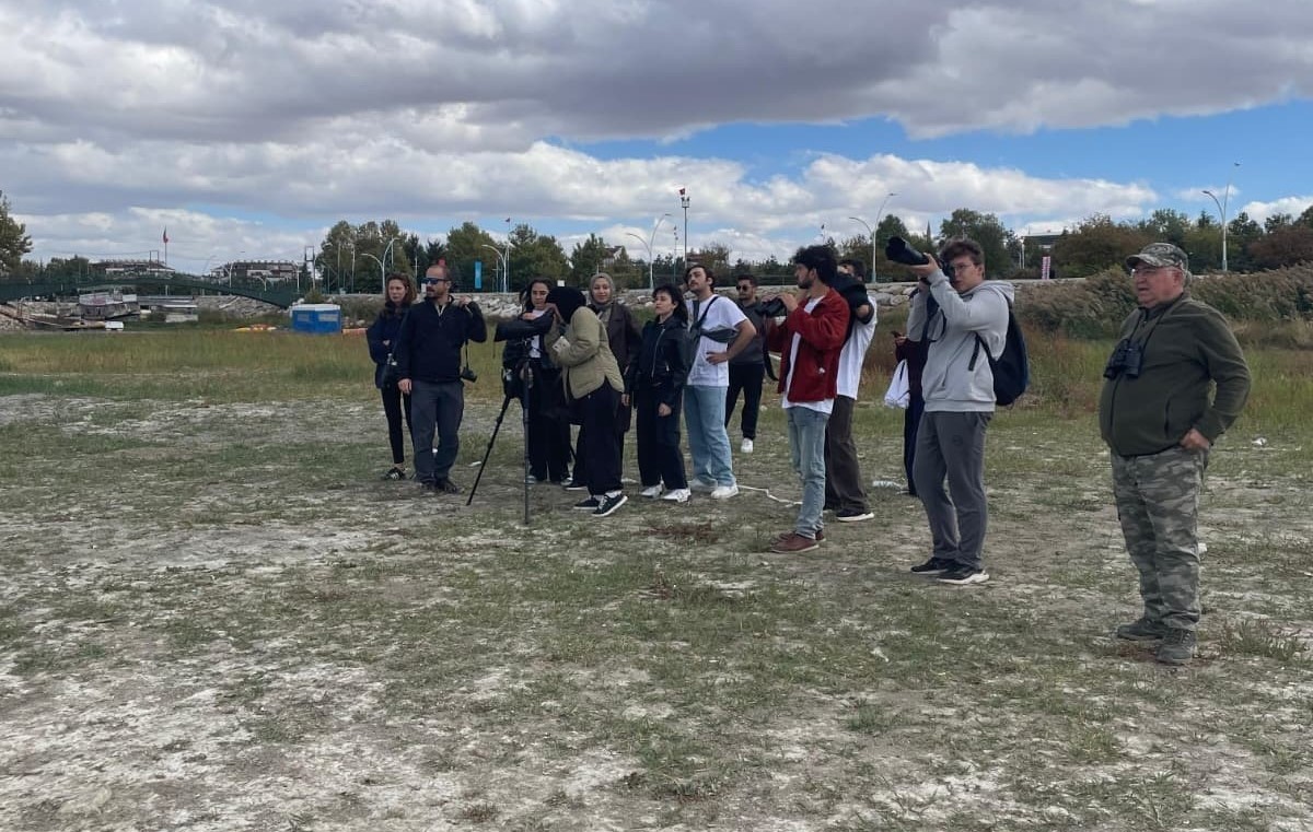 Beyşehir Gölü kıyılarında kuş gözlemi yaptılar