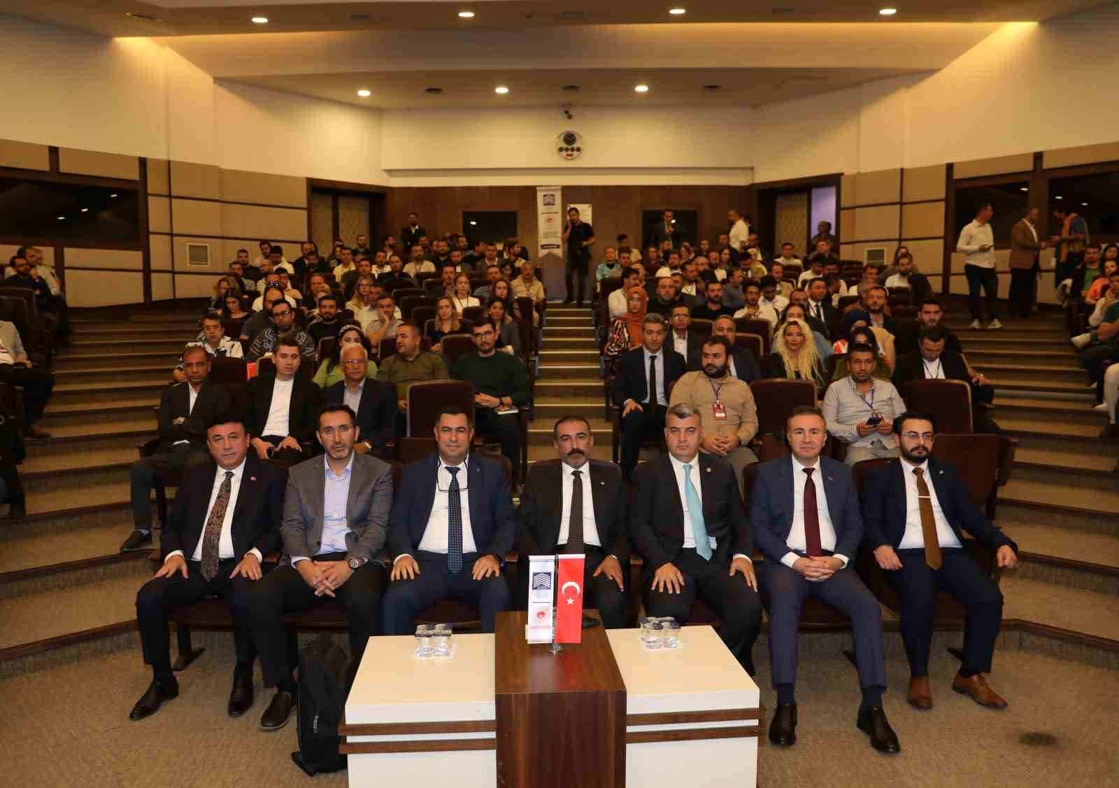 Yapı denetim mevzuatı GTO’da anlatıldı