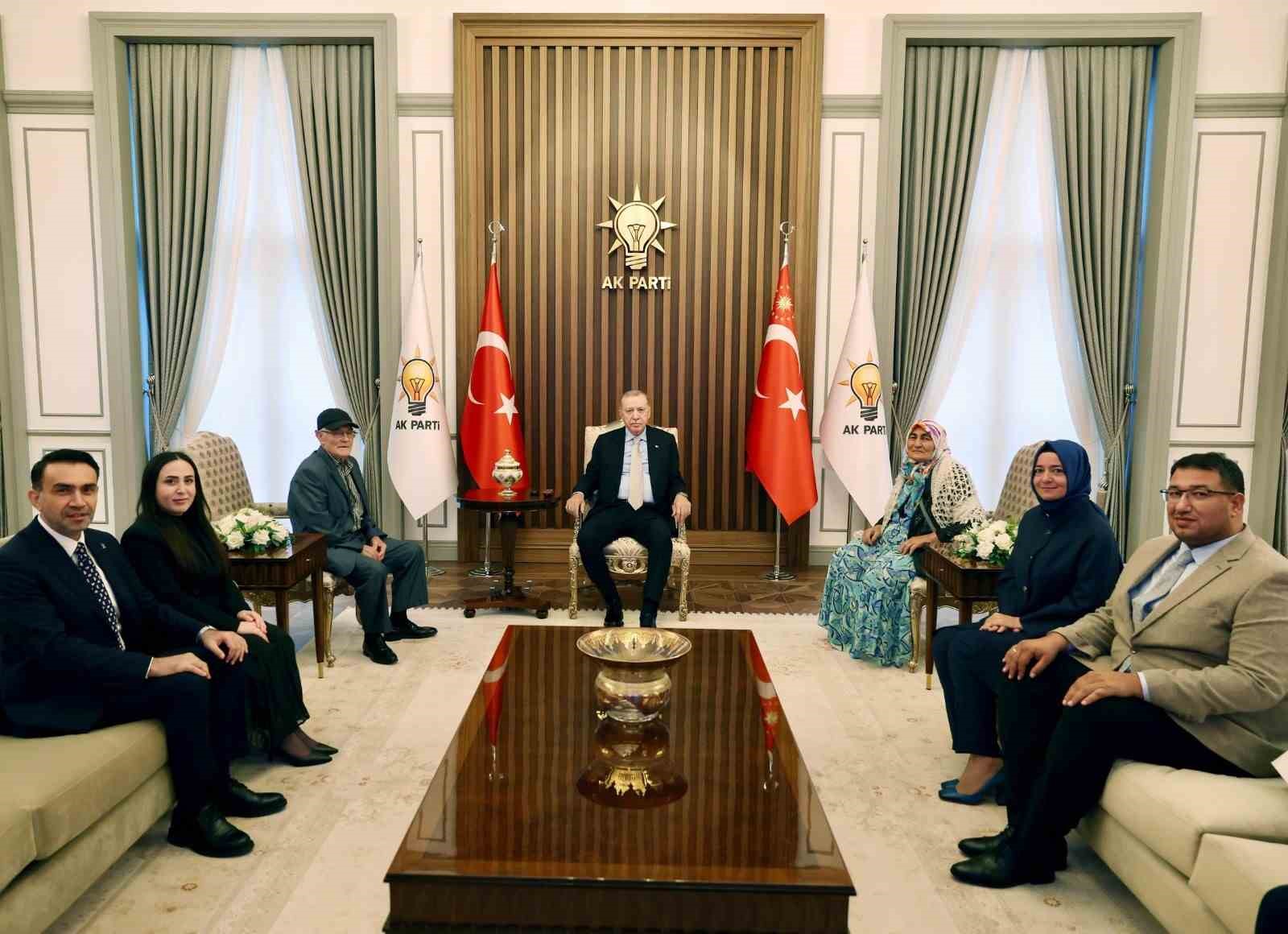 Cumhurbaşkanı Erdoğan, Mersinli şehit ailesini kabul etti