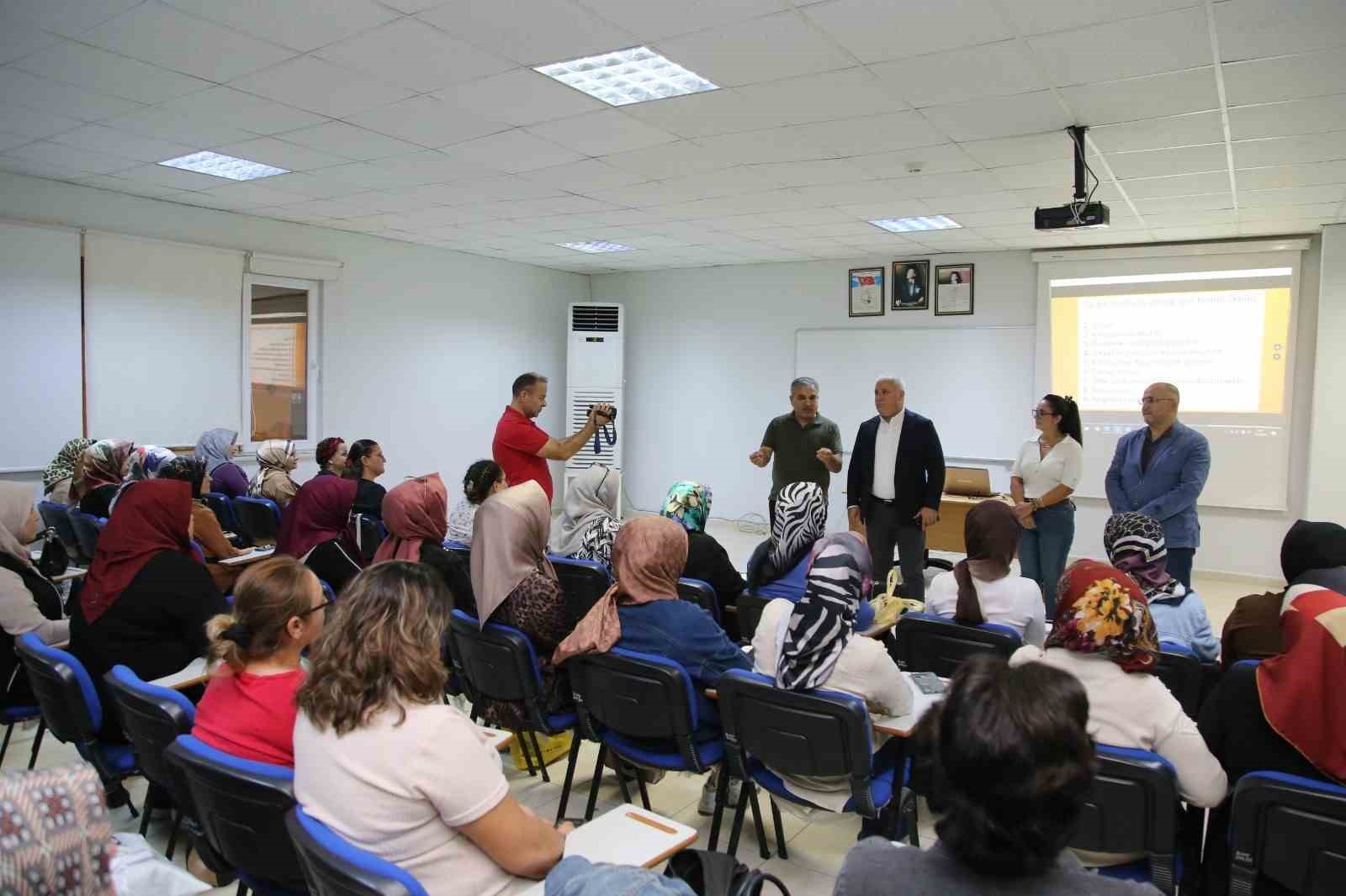 ALTSO’dan servis rehberlerine eğitim desteği