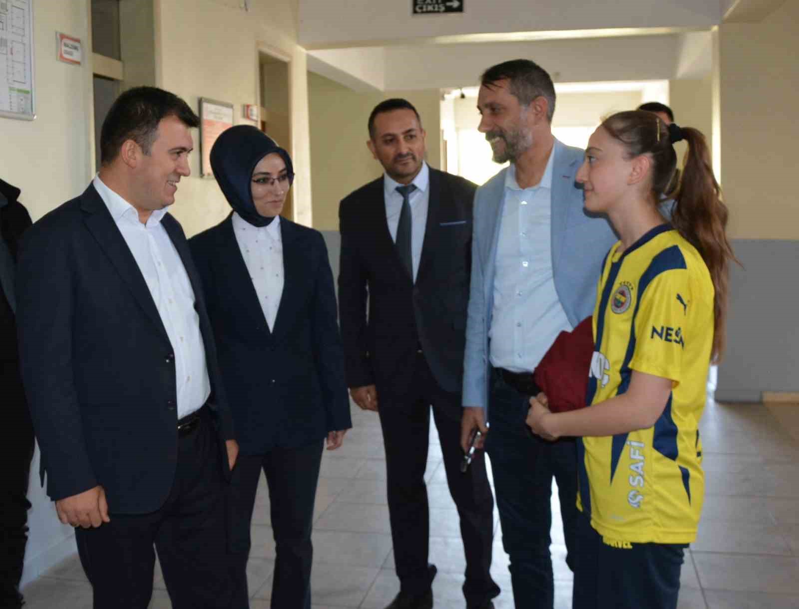 Kaymakam Dertlioğlu&rsquo;ndan Selahaddin Eyyubi Fen Lisesine Ziyaret
