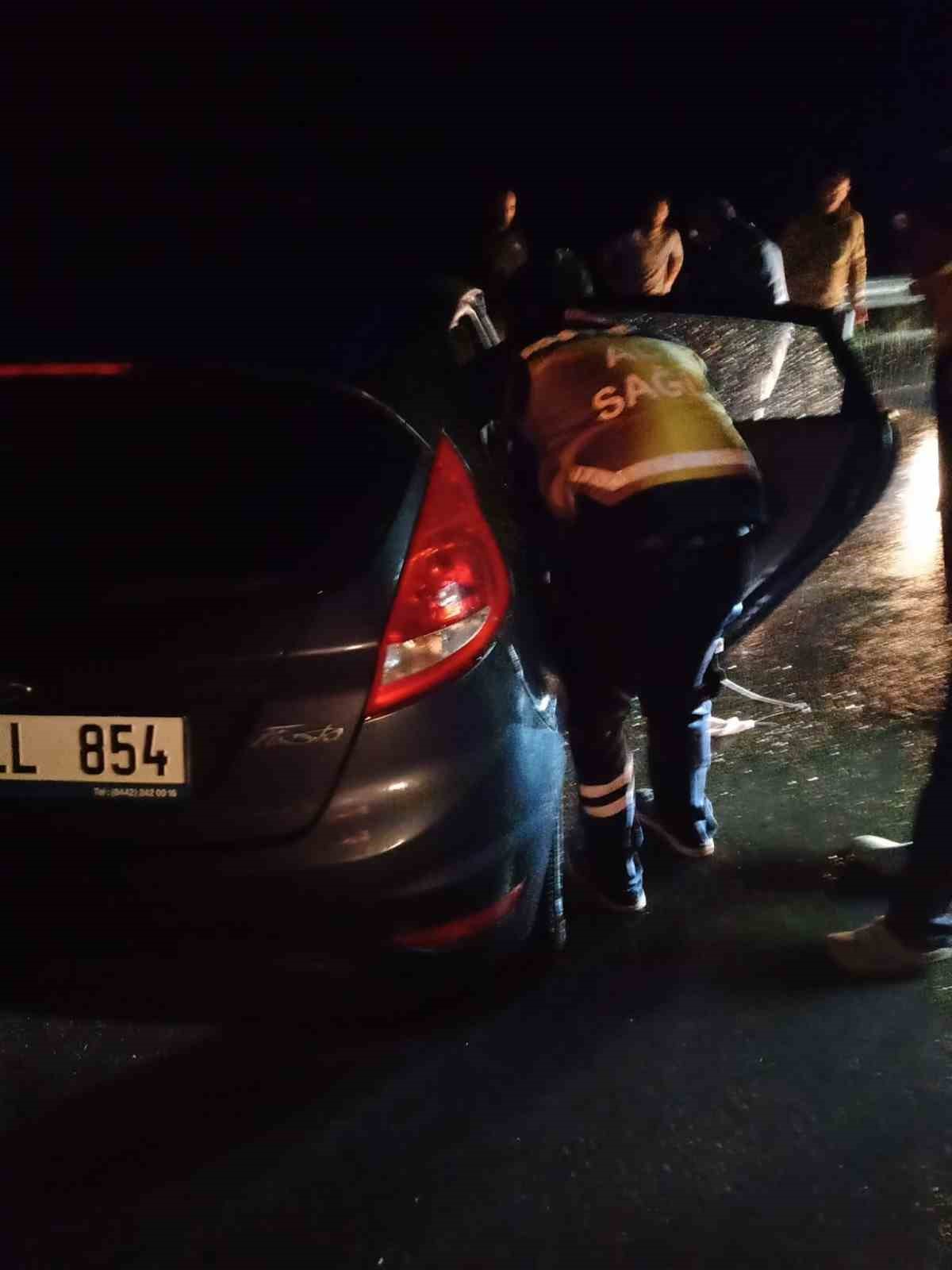 Aşkale&rsquo;de 2 ayrı trafik kazası; 5 yaralı
