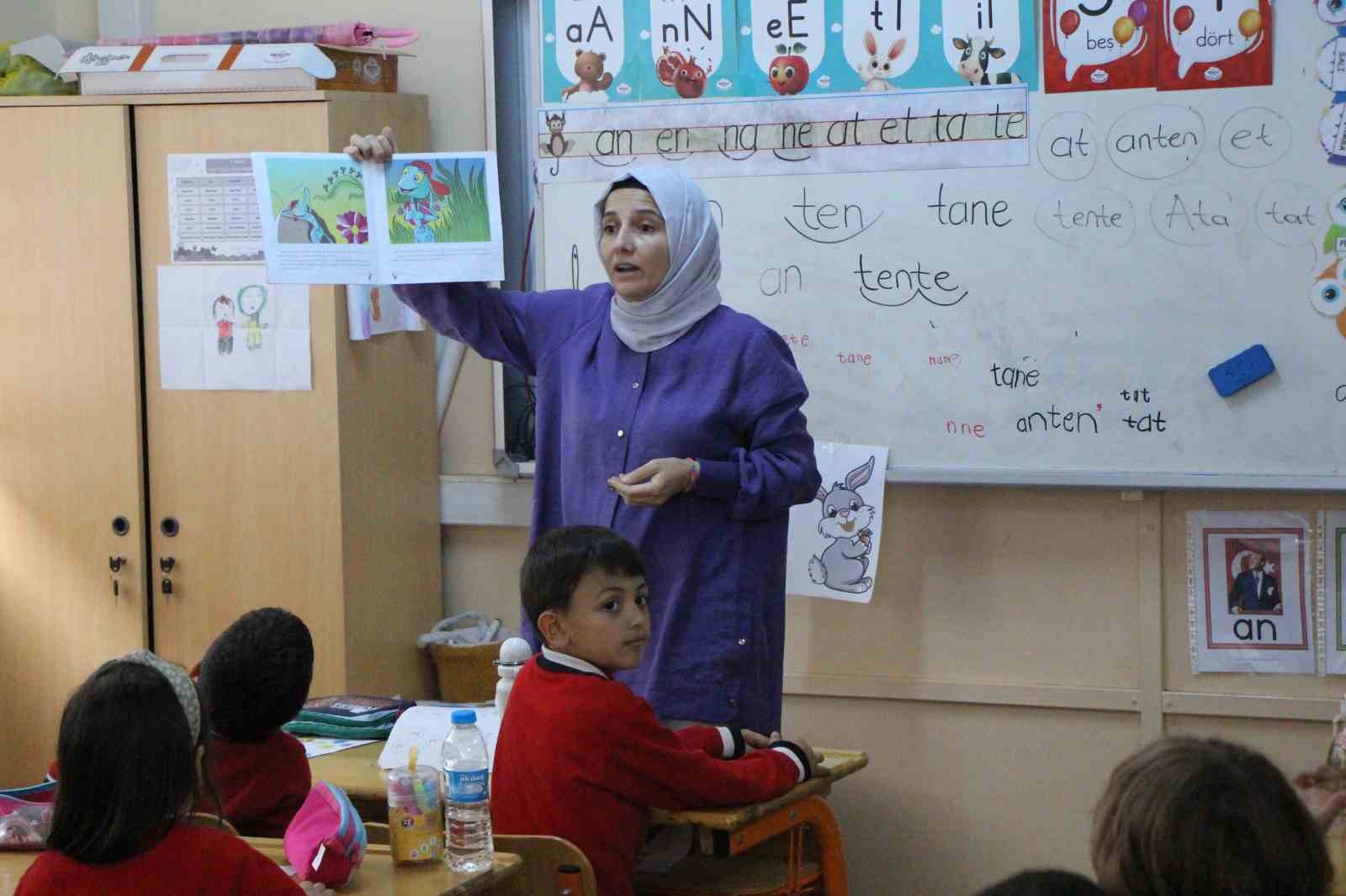 Amasya’da 53 binden fazla öğrenci için eş zamanlı kitap saati