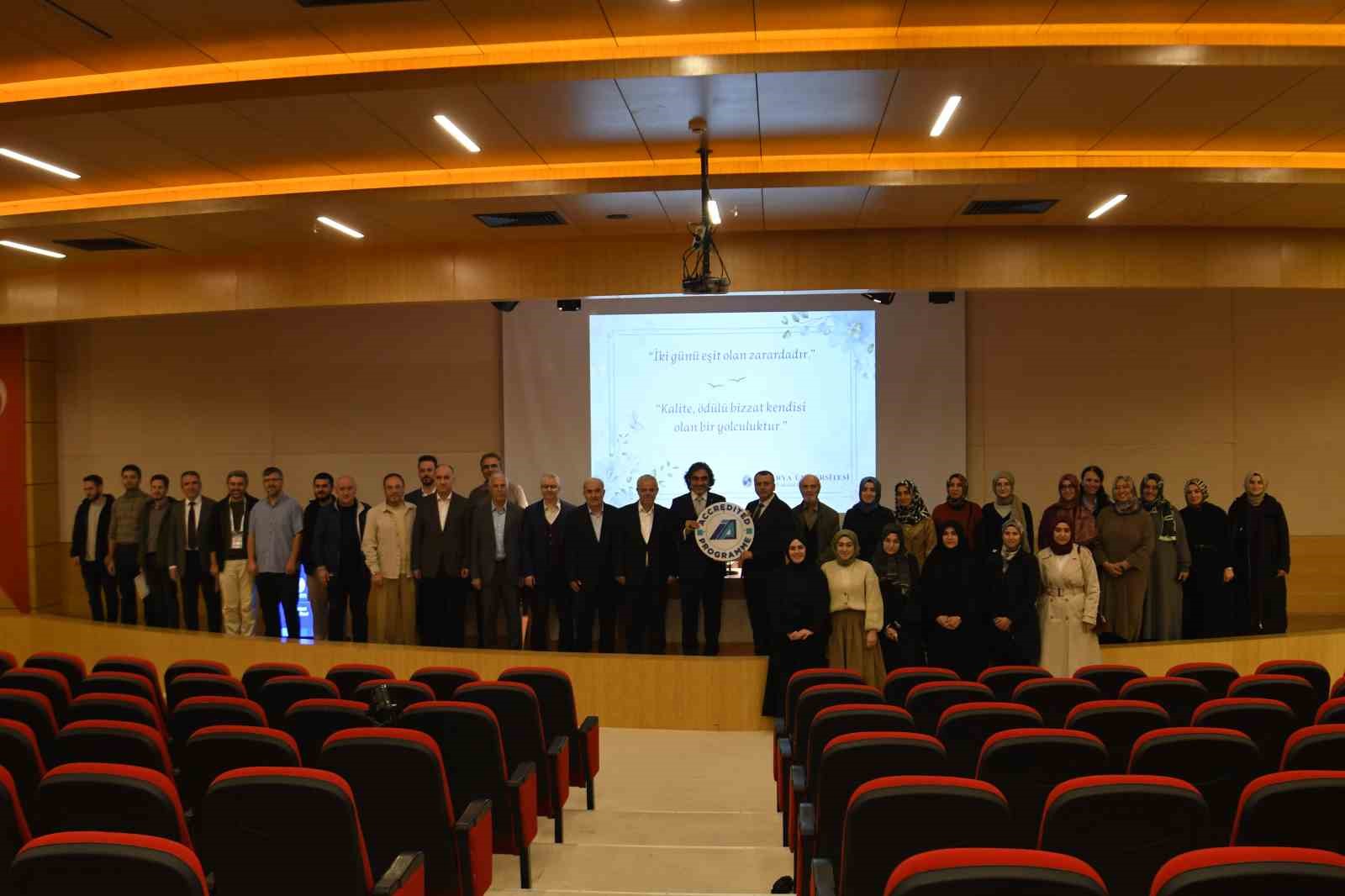 SAÜ İlahiyat Fakültesi uluslararası akreditasyonunu yeniledi