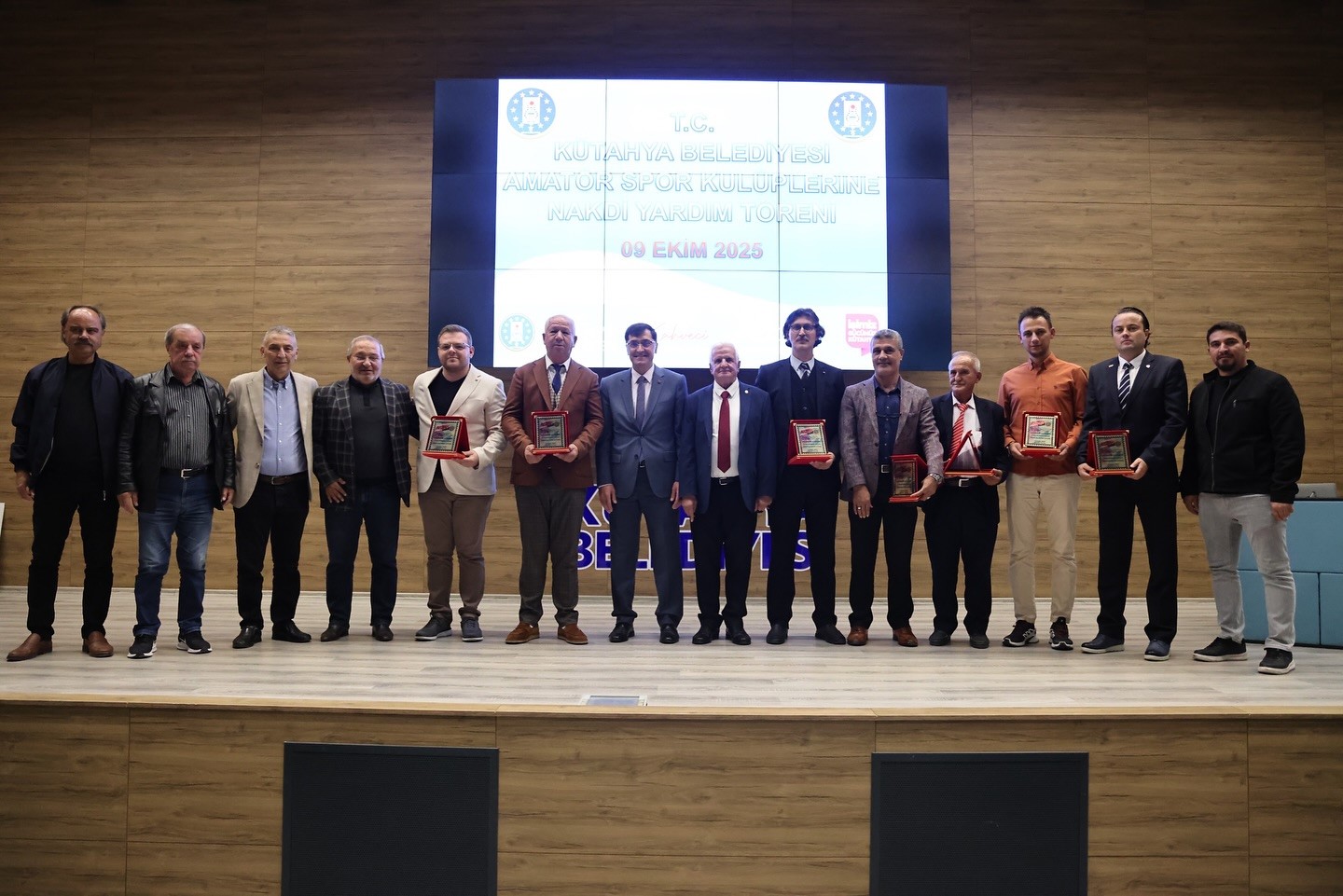 Kütahya Belediyesi’nden amatör spor kulüplerine 4 milyon TL destek
