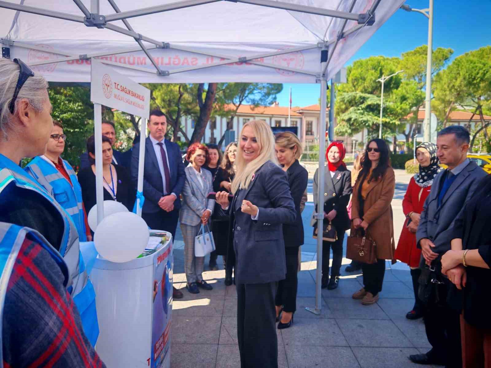 Mobil kanser tarama aracı hizmete başladı 