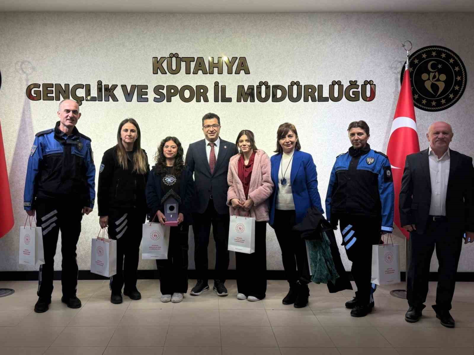 Kütahya Toplum Destekli Polislik Şube Müdürü özel öğrencilerle buluştu