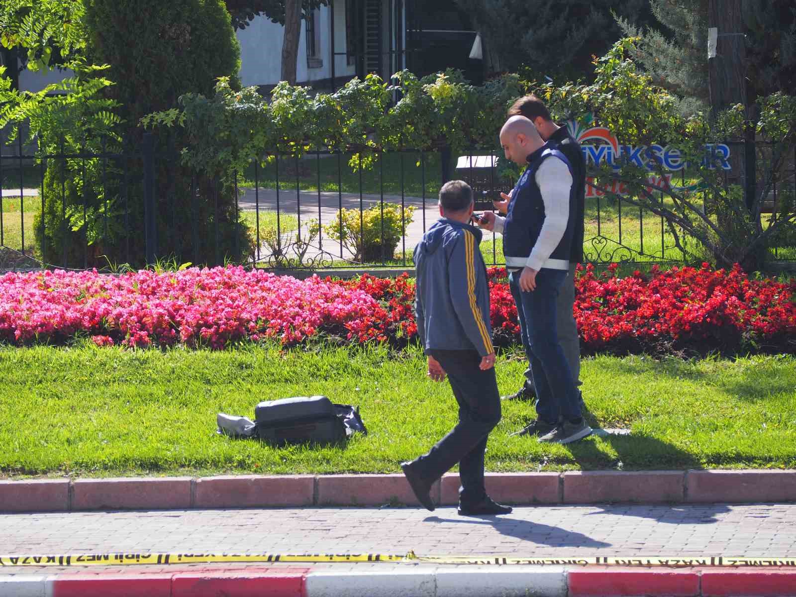 Malatya&rsquo;da ş&uuml;pheli bavul alarmı
