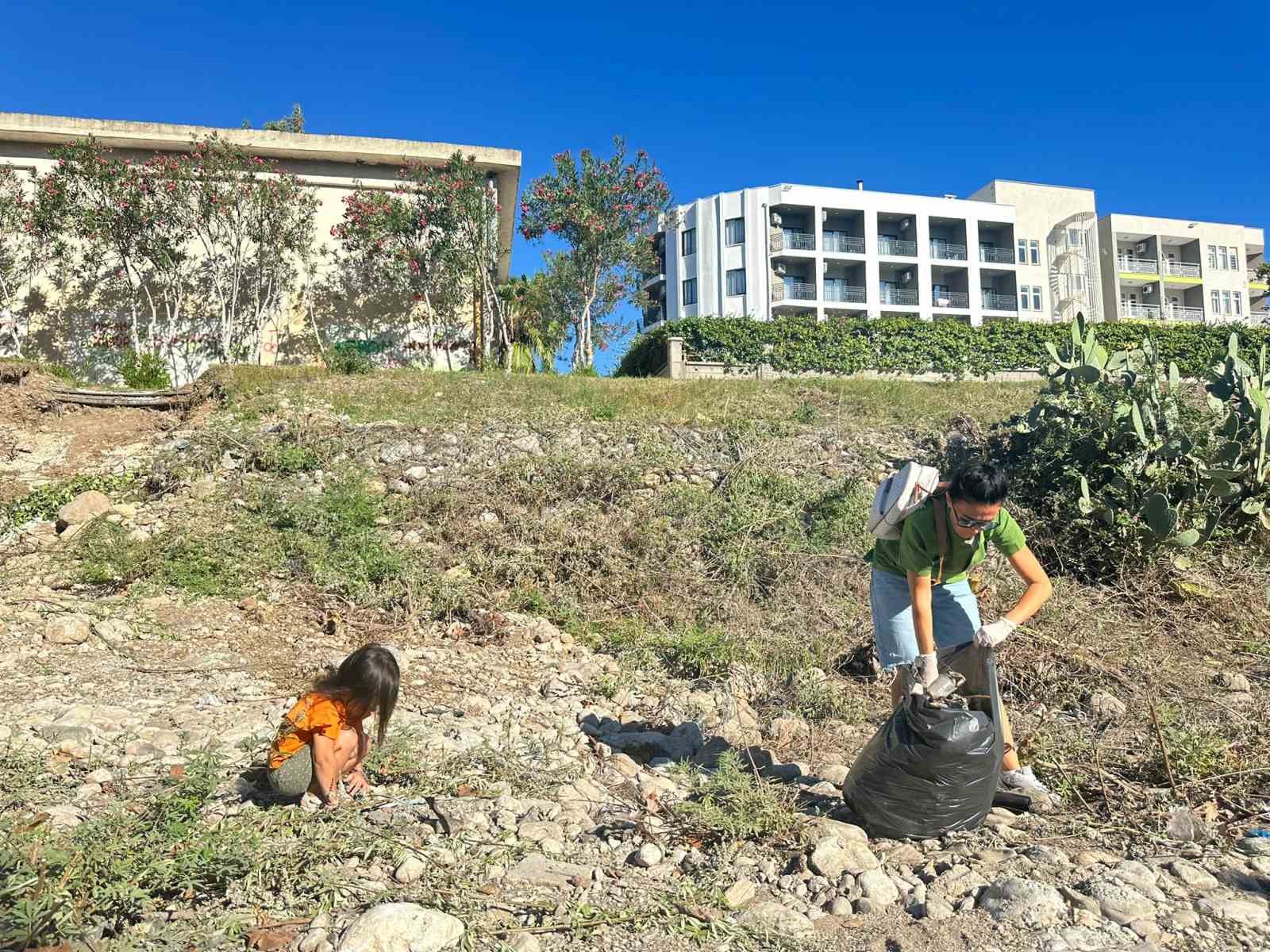 Yabancı uyruklu kadınlardan örnek temizlik etkinliği