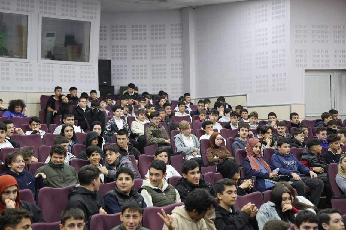 Öğrencilere afet bilinci eğitimi
