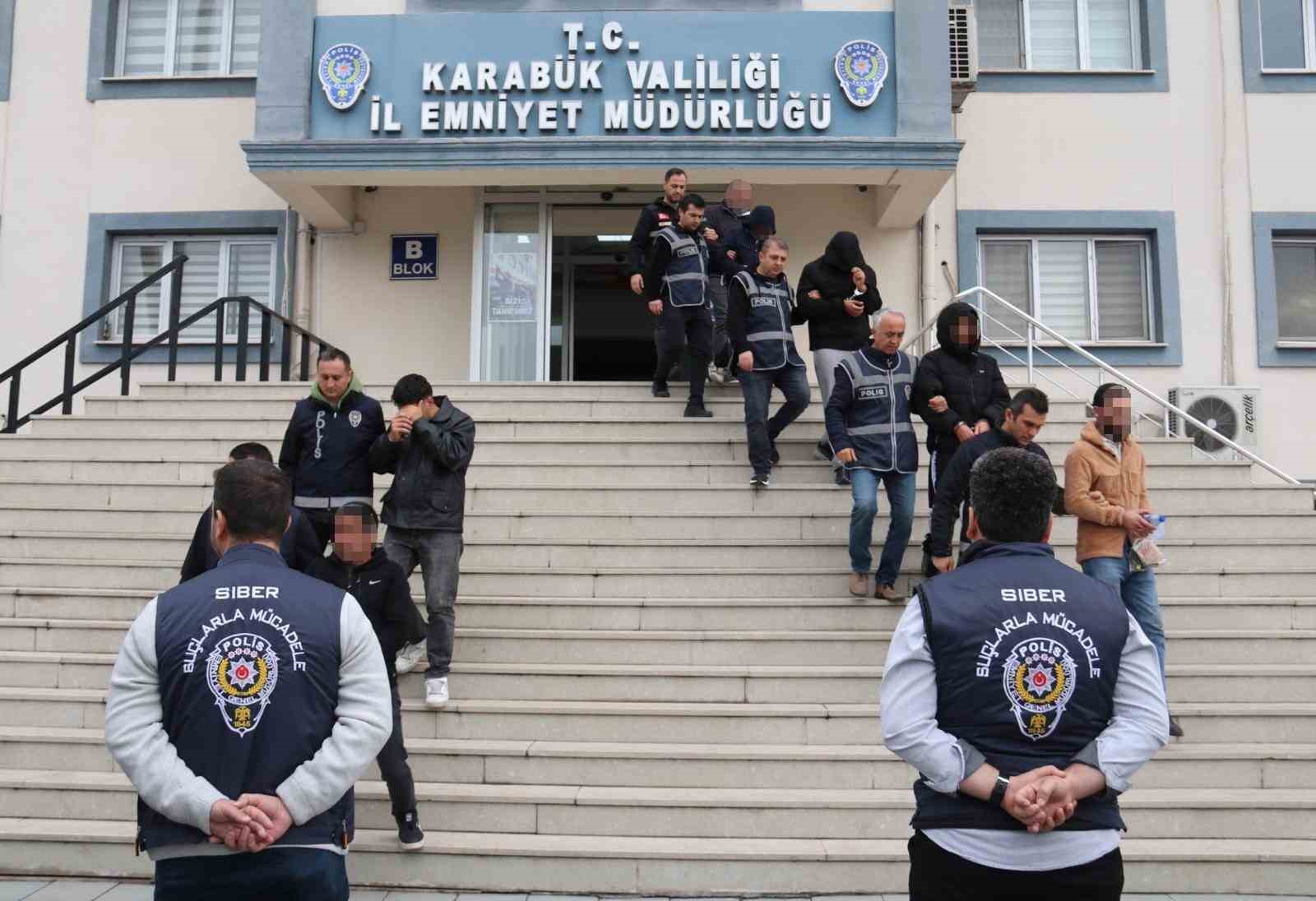 Karabük’te siber dolandırıcılık operasyonu

